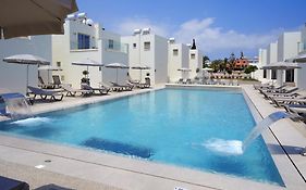 Panas Villas